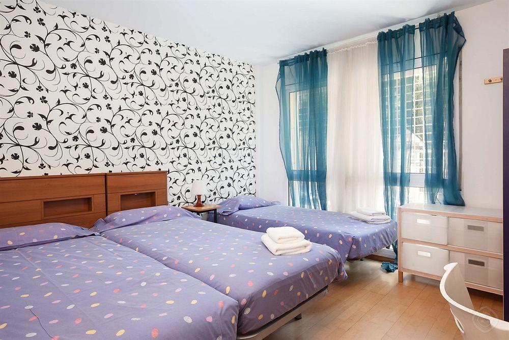 Gracia Apartments Barcellona Esterno foto