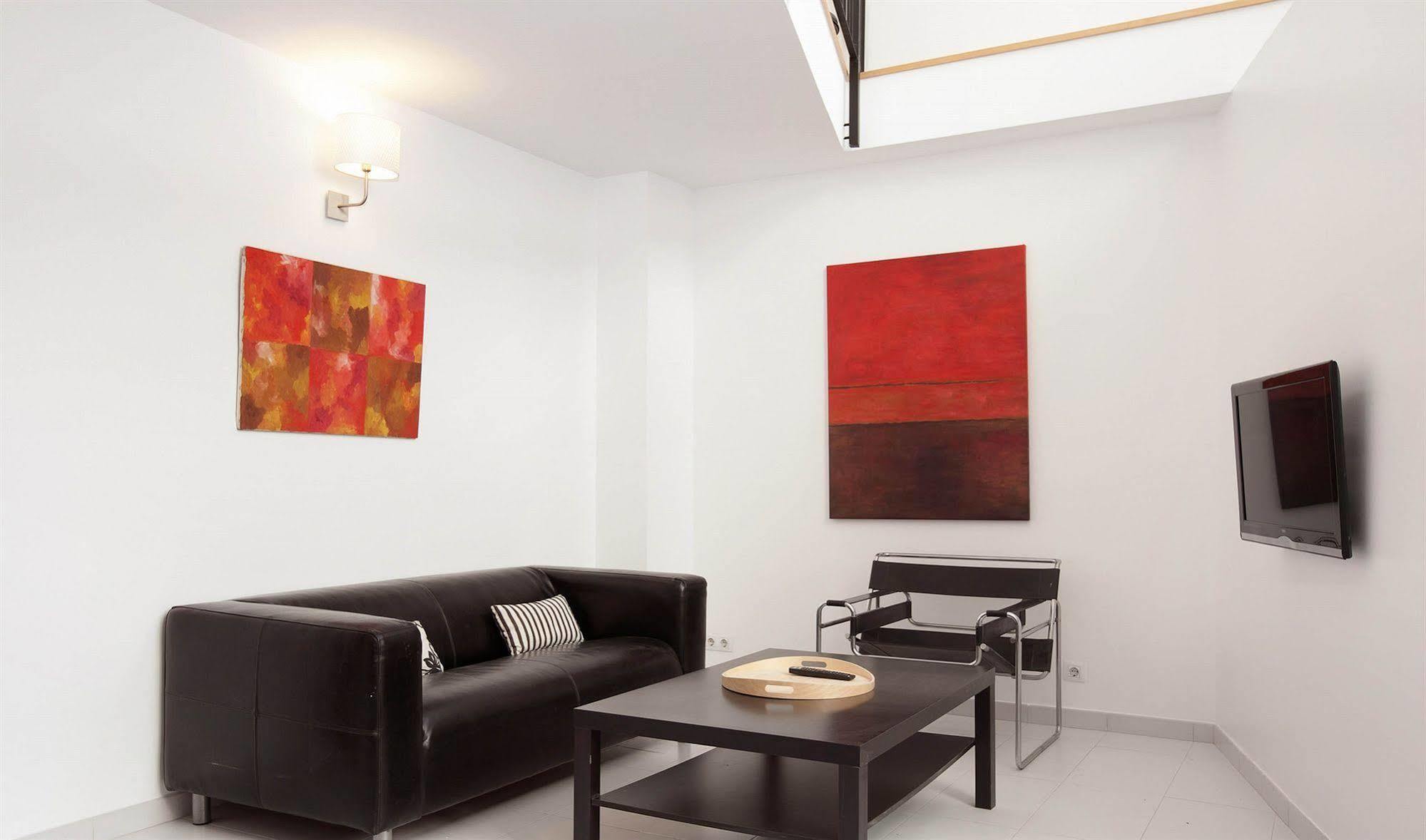 Gracia Apartments Barcellona Esterno foto