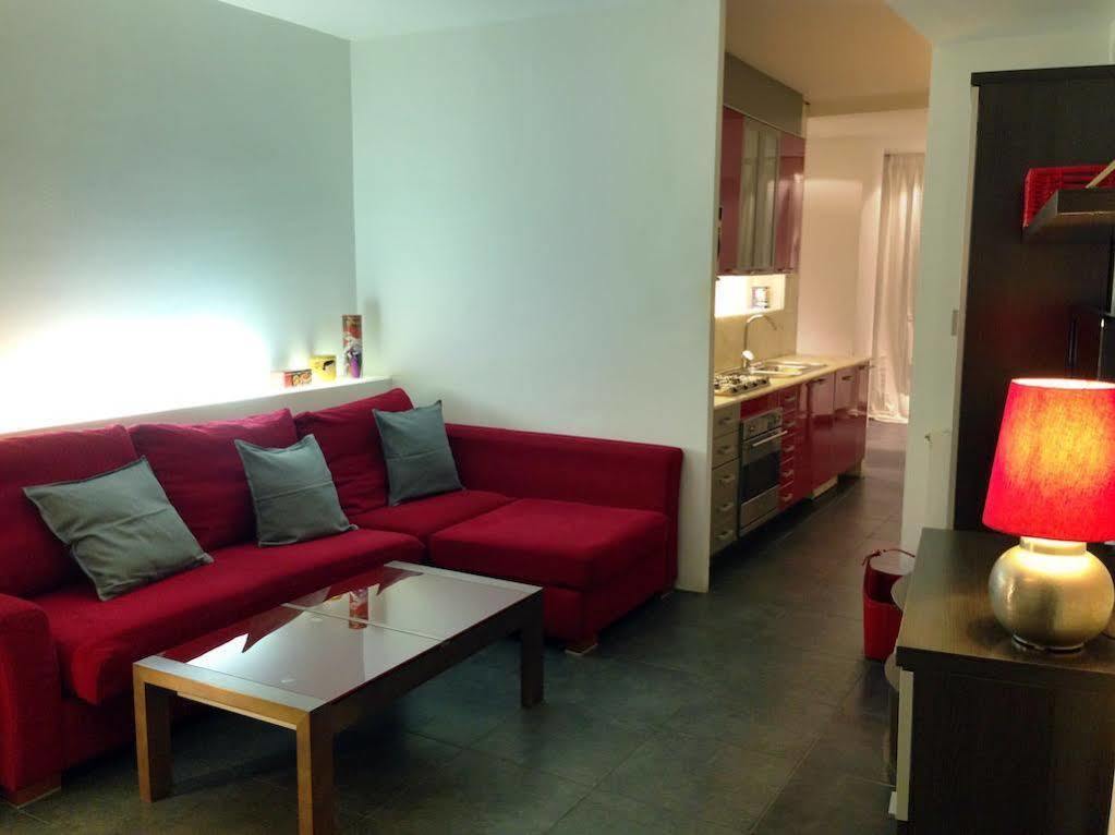 Gracia Apartments Barcellona Esterno foto